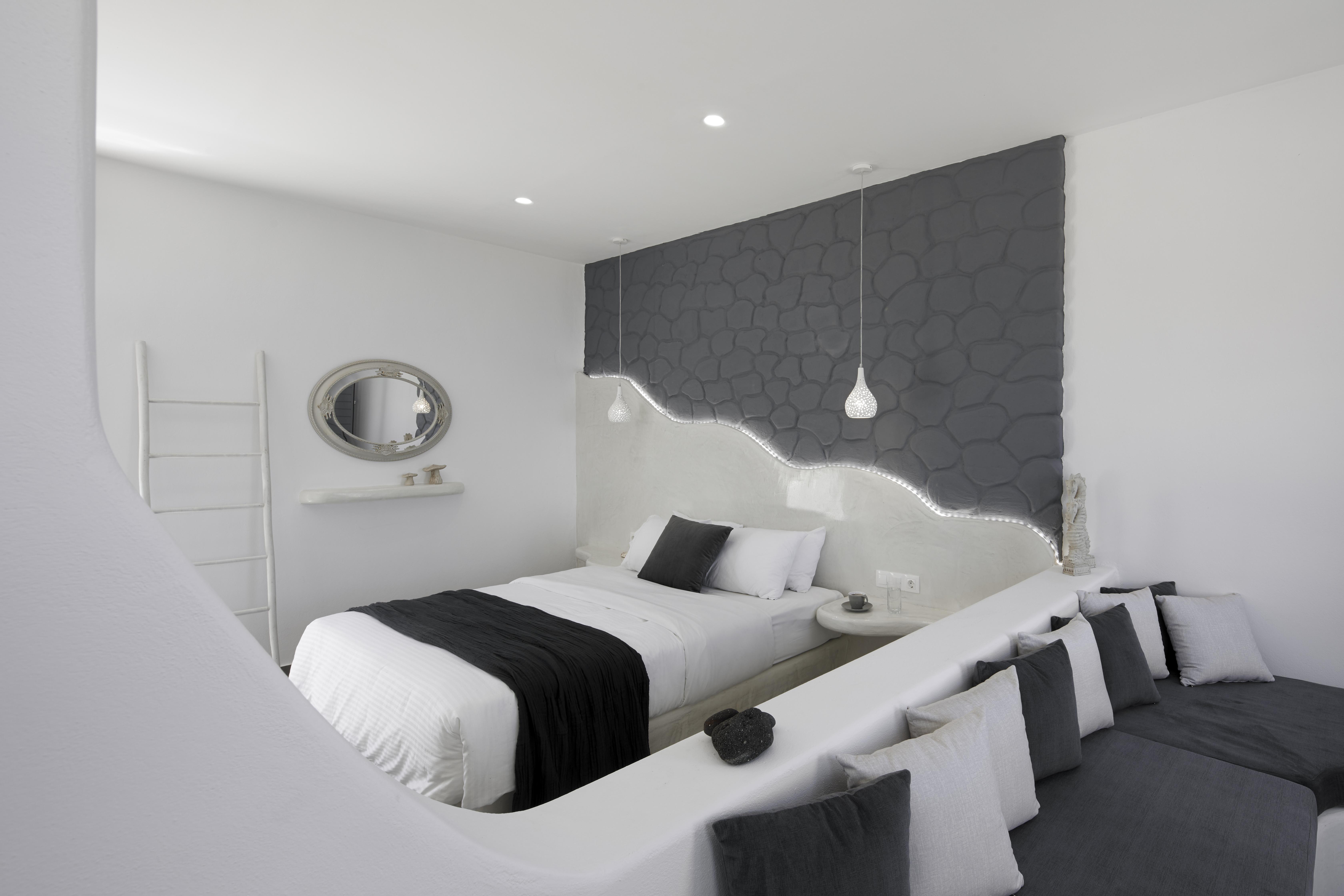 Golden East Apartment