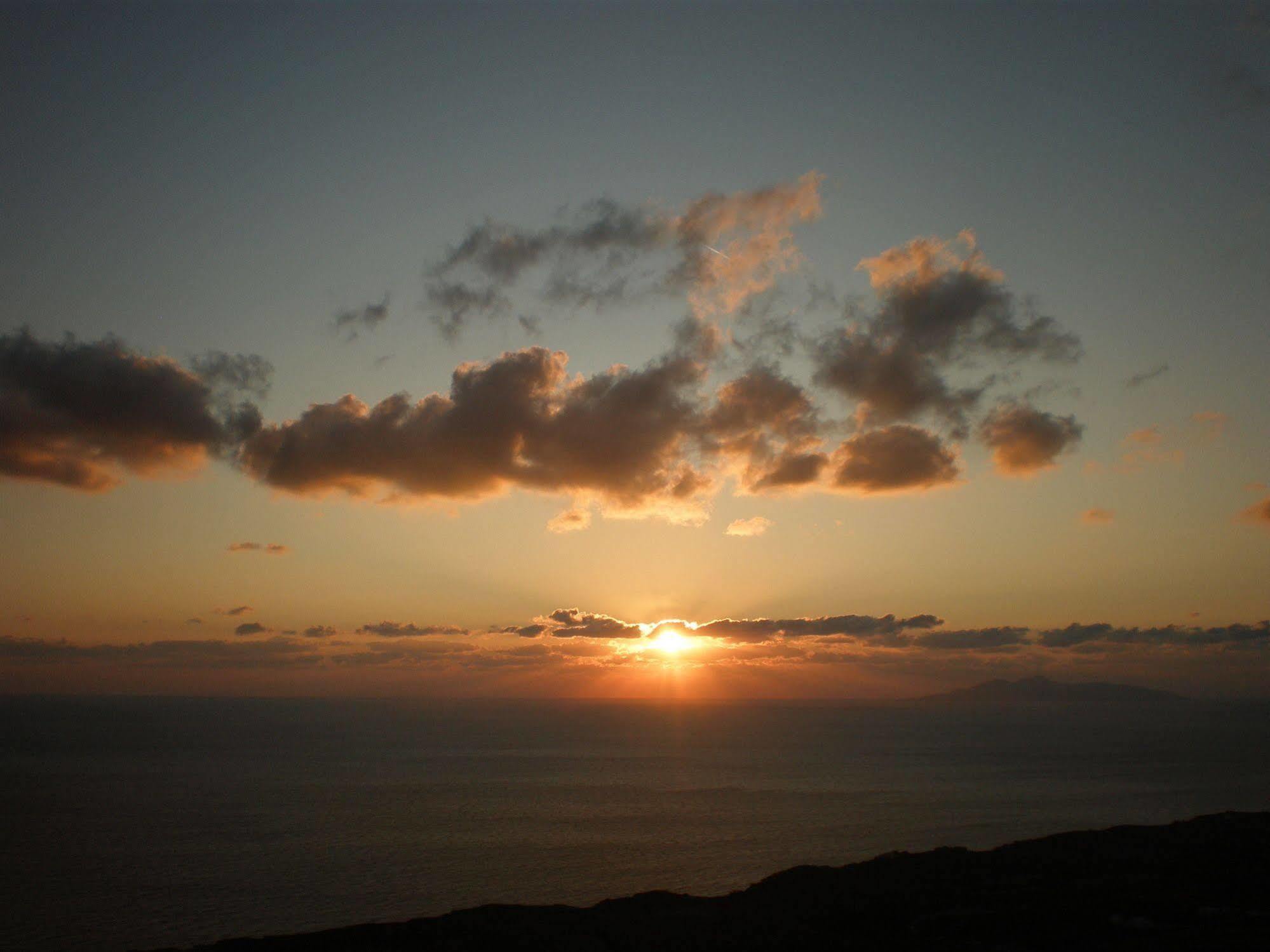 Golden East Διαμέρισμα